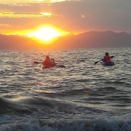 Atardecer Porteno プンタレナス エクステリア 写真