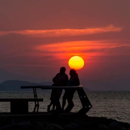 Atardecer Porteno プンタレナス エクステリア 写真